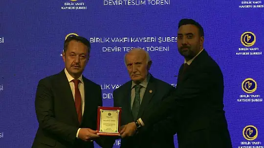 Hulusi Akar: 'Biz terörü, teröristi unutmadık fakat bunu bitirmemiz lazım diyoruz'
