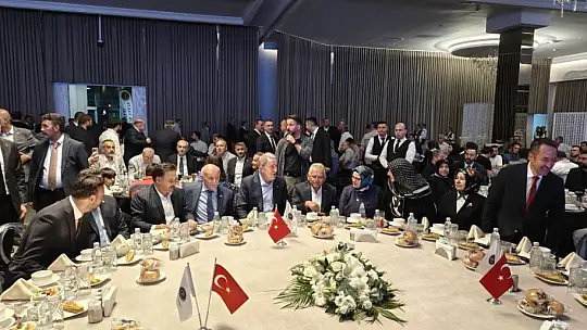 Hulusi Akar: 'Biz terörü, teröristi unutmadık fakat bunu bitirmemiz lazım diyoruz'
