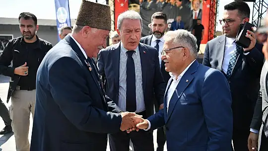 Hulusi Akar'dan önemli açıklamalar