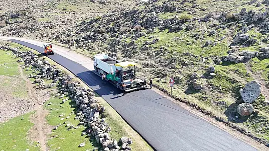 Hürmetçi'de sıcak asfalt, çevre temizliği ve yeşil alan atağı