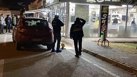 Husumetlisini 5. kattaki evinin balkonunda vurdu