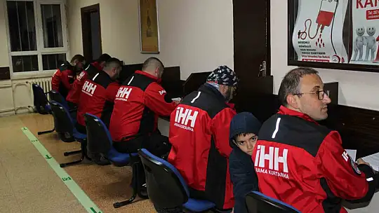 İftar yapıp kan vermeye koştular