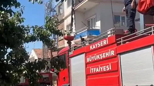 İki katlı evde çıkan yangın korkuttu