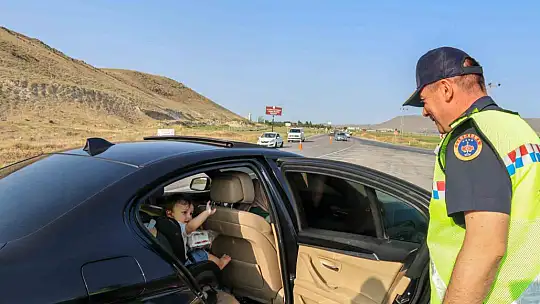İl Jandarma Komutanlığı Dedebağı, yol denetimlerine katıldı