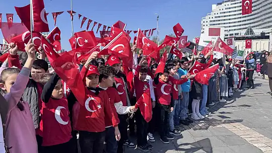 İl Milli Eğitim Müdürü Esen: 'Dün olduğu gibi bugün de güvenli limanlarımız okullarımızdır'