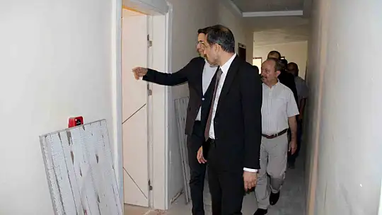 İl Sağlık Müdürü Erşan'dan Emel-Mehmet Tarman Kadın Doğum ve Kadın Hastalıkları Kliniği'ne ziyaret