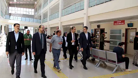 İl Sağlık Müdürü Erşan'dan Emel-Mehmet Tarman Kadın Doğum ve Kadın Hastalıkları Kliniği'ne ziyaret