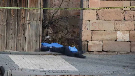 İlaç almaya giderken hayatını kaybetti