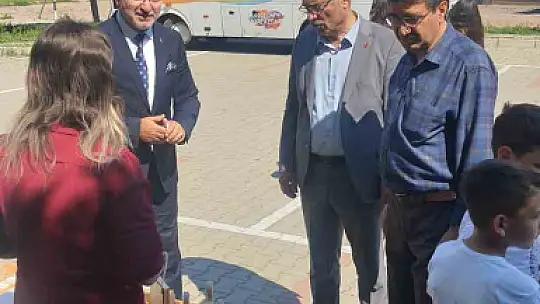 İlkokul öğrencileri 'Yaza Merhaba Şöleni' ile eğlendi