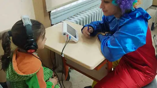 İncesu'da okul çağı işitme taramalarında renkli uygulama