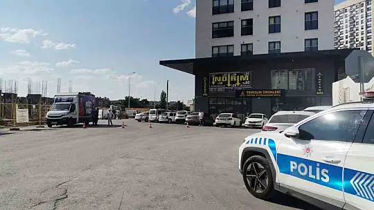İş makinesi doğalgaz borusunu patlattı