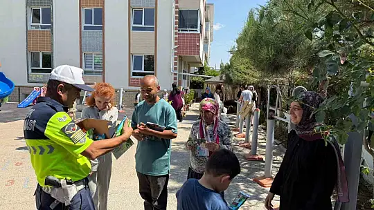 Jandarmadan öğrencilere trafik eğitimi