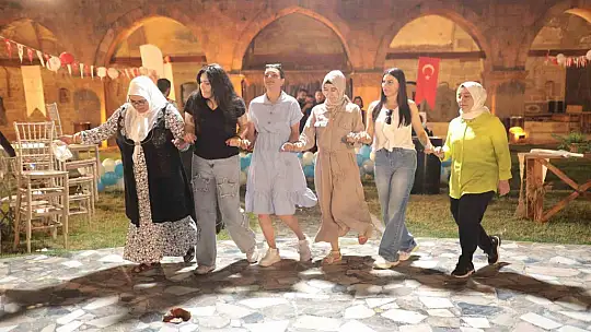 Kadim vakıf geleneği tarihi Kervansarayda yaşatıldı