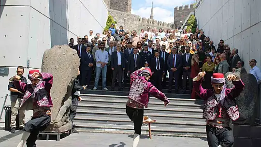 Kadın kooperatiflerinden halı ve kilim sergisi