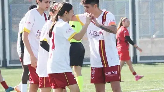 Kadınlar 1.Lig'de namağluplar karşılaşacak