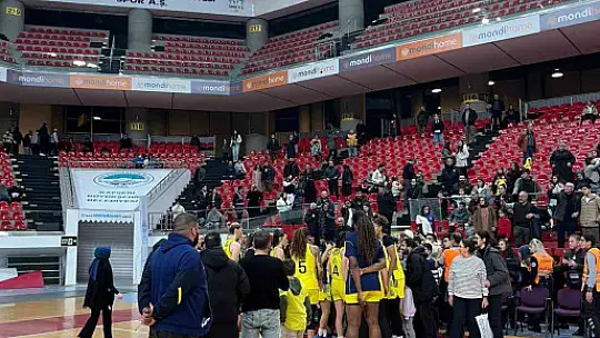 Kadınlar Basketbol Süper Ligi: Melikgazi Kayseri Basketbol: 79 - Fenerbahçe Opet: 93