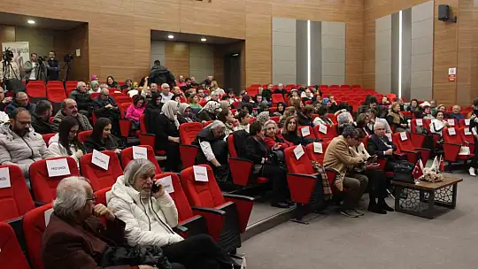 Kadınlardan şiddete karşı tiyatro oyunu