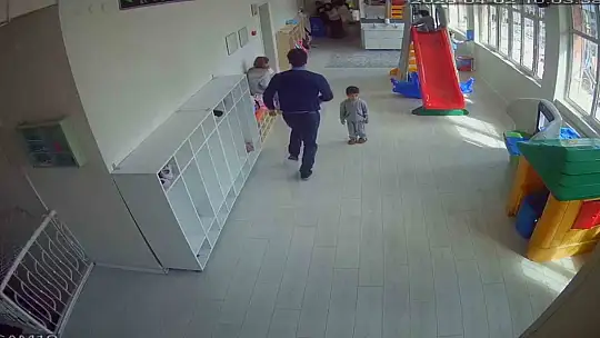 Kameradan gördü, hayat kurtarmaya böyle koştu