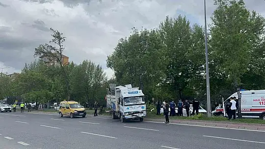 Kamyon ile otomobil çarpıştı: 1 yaralı