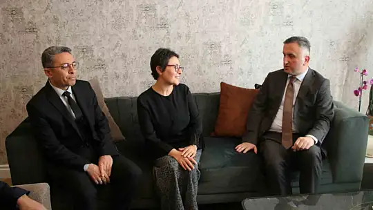 Kansere yakalanan Sariye öğretmen öğrencilerine kavuşmak için gün sayıyor