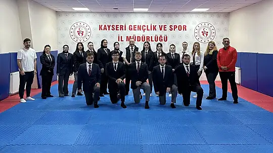 Karate Aday Hakemlik Kursu tamamlandı
