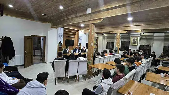 Kariyer Günleri gençlere ilham kaynağı oluyor