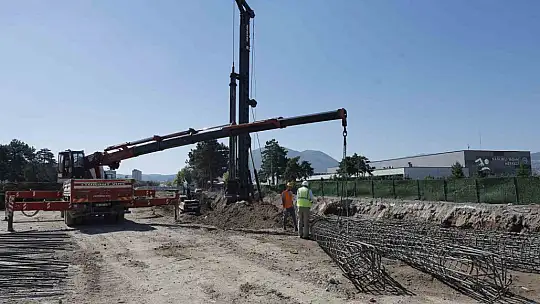 Kartal Katlı Kavşağı projesini inceleyen Başkan Büyükkılıç: 'Yıl sonuna trafiğe açılacak'