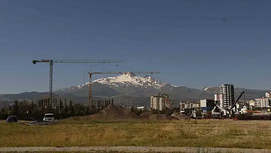 Kartal Katlı Kavşağı projesini inceleyen Başkan Büyükkılıç: 'Yıl sonuna trafiğe açılacak'