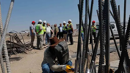 Kartal Kavşağı'ndaki çalışmalar yüzde 40'ı aştı