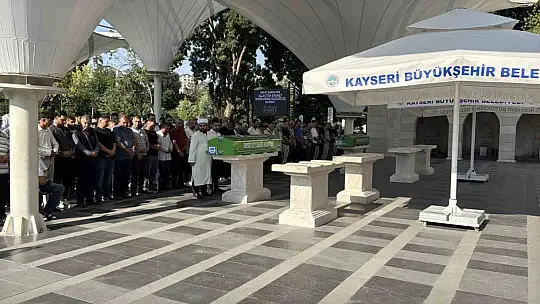 Kavgada bıçaklanarak öldürülen şahıs toprağa verildi