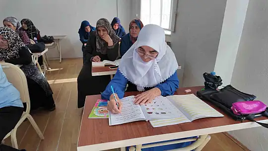 KAYMEK ile hayaller gerçeğe, harfler umuda dönüşüyor