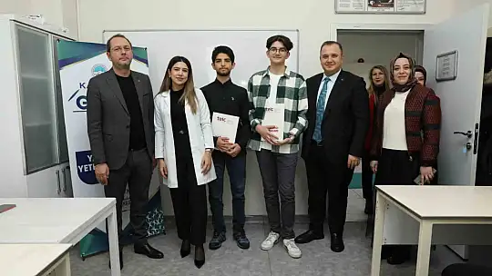 KAYMEK'te Almanca yeterlilik belgesi sahiplerini buldu