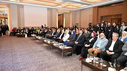 Kayseri 'Üreten, Yöneten, Dönüştüren Kadınlarımızla Ekonomi Buluşmaları'na ev sahipliği yaptı