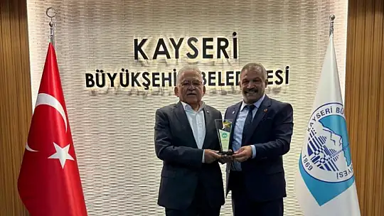 Kayseri AK-İB'i bağrına bastı