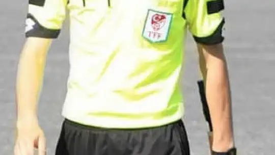Kayseri Bölgesi'nden 7 futbol hakemi terfi etti