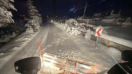 Kayseri Büyükşehir 10 ilçede 155 kırsal mahalle yolunu ulaşıma açtı