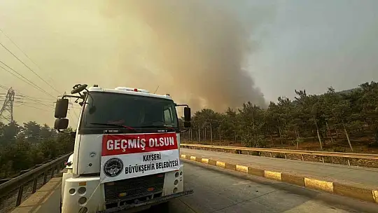 Kayseri Büyükşehir'den Mersin'de yangın döndürme çalışmasına destek