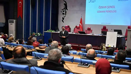 Kayseri Büyükşehir'den muhtarlara eğitim semineri