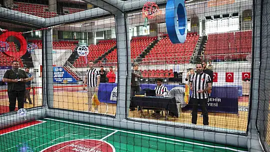 Kayseri Büyükşehir, Drone Soccer Türkiye Şampiyonası'na ev sahipliği yaptı