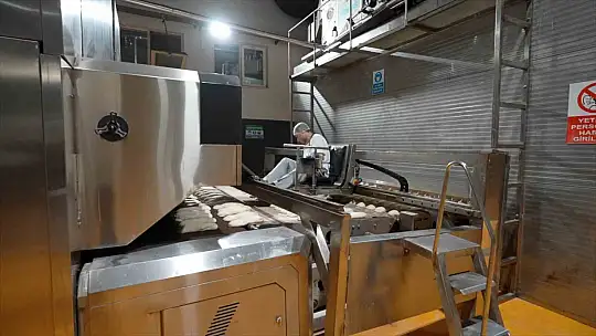 Kayseri Büyükşehir, günde 100 bini aşan ekmek üretiyor
