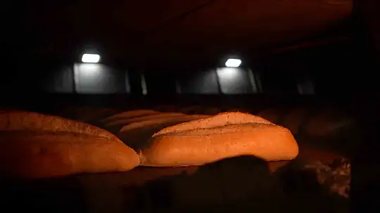 Kayseri Büyükşehir, günde 100 bini aşan ekmek üretiyor