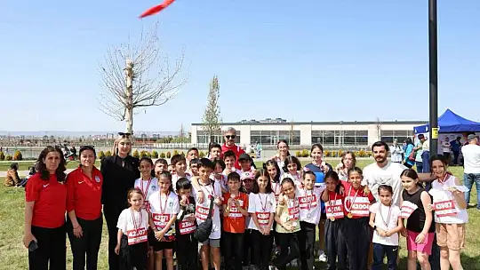 Kayseri Büyükşehir'in madalya avcısı sporcularından 8 ayda 393 madalya