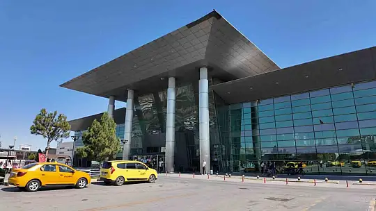 Kayseri büyükşehir, öz kaynaklarıyla 400 milyon TL'nin üzerinde tasarruf sağladı