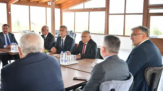 Kayseri Büyükşehir, Sivas'ın 10 belediyesi ile kardeş oldu