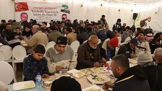 Kayseri büyükşehir, Suriye'de iftar sofrası kurdu