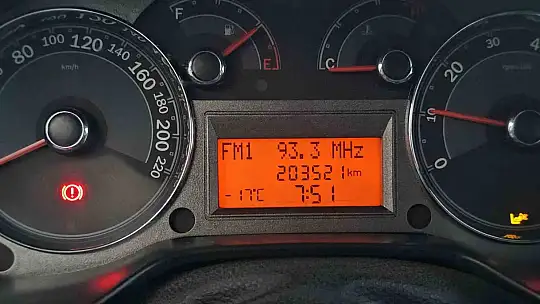 Kayseri buz tuttu: 2 ilçede hava sıcaklığı -23 olarak ölçüldü