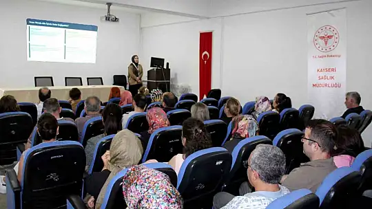 Kayseri'de 'Çocuklarda Sınav Kaygısına Yaklaşım' eğitimi verildi