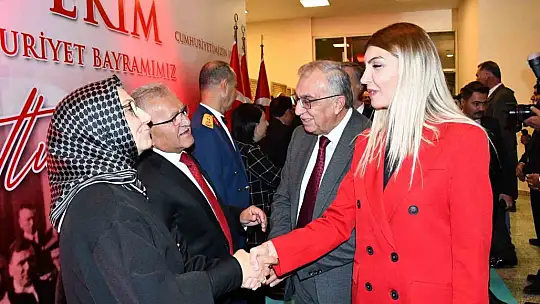 Kayseri'de 'Cumhuriyet Resepsiyonu' düzenlendi