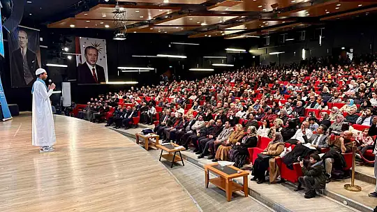 Kayseri'de 'Mekke'nin Fethi ve Affın ve Ailenin İnşaası' programı gerçekleştirildi
