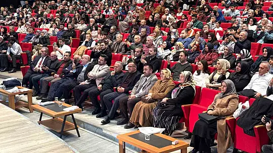 Kayseri'de 'Mekke'nin Fethi ve Affın ve Ailenin İnşaası' programı gerçekleştirildi